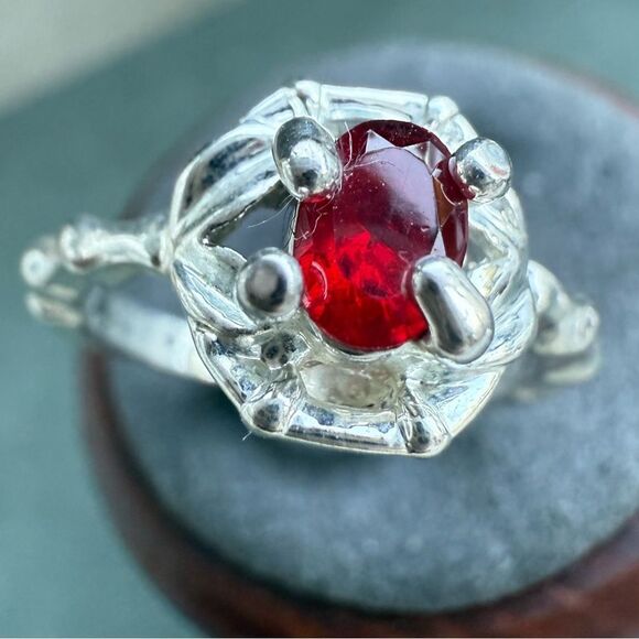 Silver Tone Ring with Bright Red Center Stone & Unique Textured Band - Picture 10 of 16